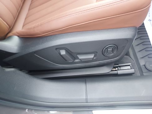 Used 2021 Audi A6 2.0T Prestige w/ Prestige Package image 26