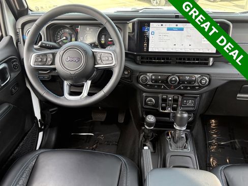 Used 2024 Jeep Wrangler High Altitude image 16