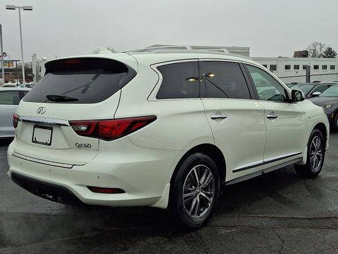 Used 2019 INFINITI QX60 Luxe w/ Essential Package image 6