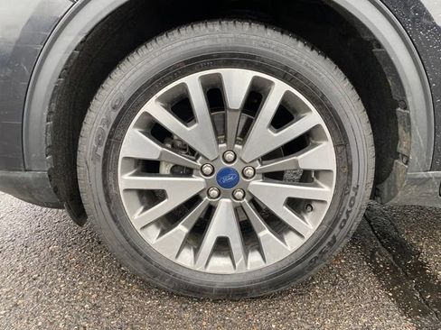 Used 2022 Ford Escape Titanium image 22