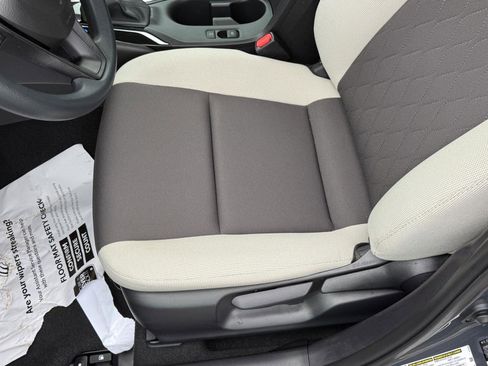 Certified 2025 Toyota Corolla LE image 16