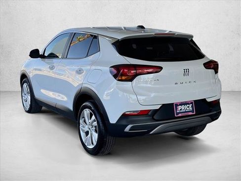 Used 2025 Buick Encore GX Preferred FWD image 3