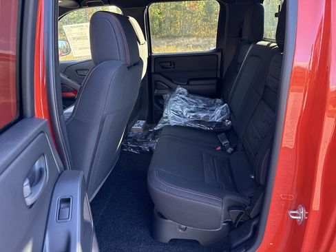 New 2026 Nissan Frontier PRO-4X w/ Pro-4x Convenience Package image 26