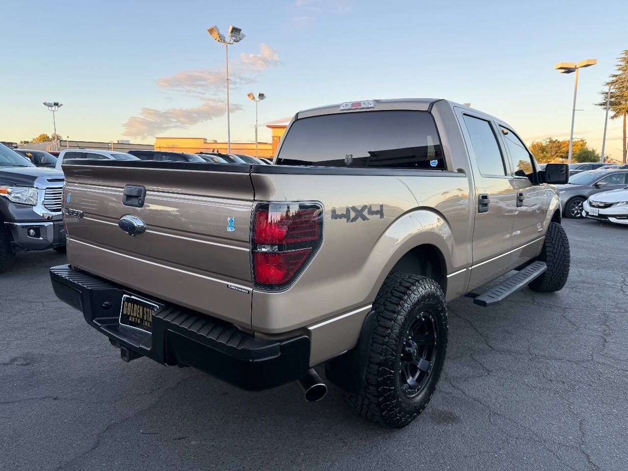 Used 2013 Ford F150 XLT w/ Trailer Tow Pkg AWD/4WD image 7