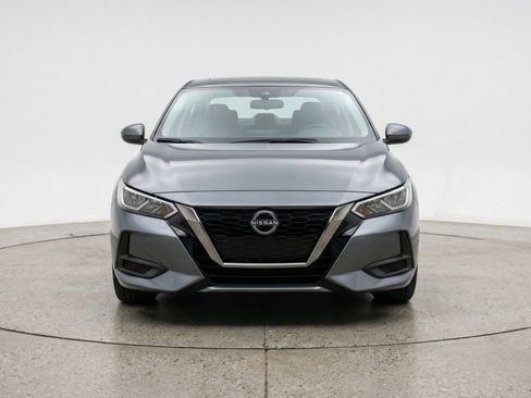 Used 2025 Nissan Sentra SV FWD image 2