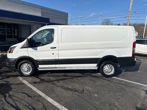 Used 2023 Ford Transit 250 Low Roof AWD w/ Exterior Upgrade Package image 5