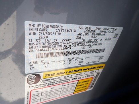 New 2025 Lincoln Navigator Reserve w/ Jet Appearance Package image 23