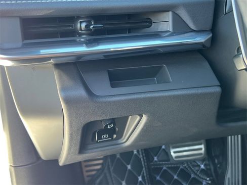 Used 2020 Chevrolet Corvette Stingray Coupe w/ Z51 Performance Package image 26