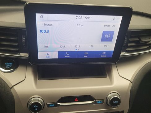 Used 2024 Ford Explorer XLT w/ Equipment Group 202A image 25