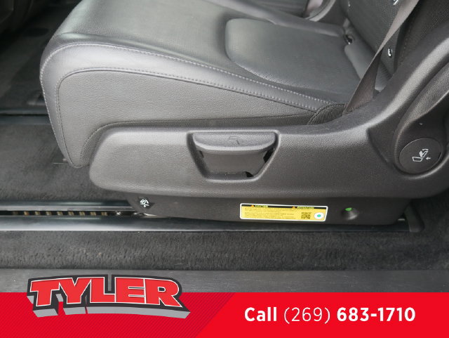 Used 2024 Kia Carnival SX Prestige FWD image 40