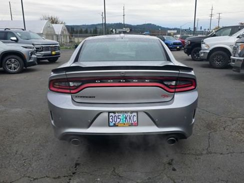 Used 2018 Dodge Charger R/T Scat Pack w/ Driver Confidence Group image 5