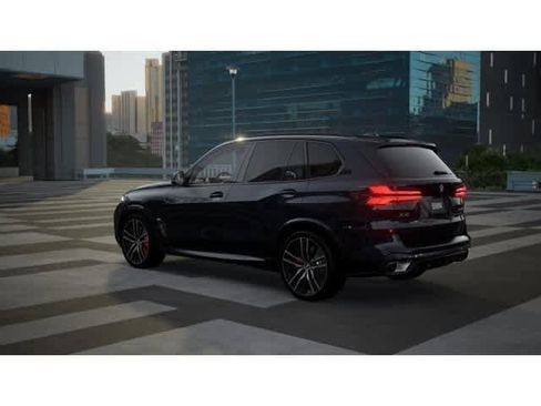 New 2026 BMW X5 sDrive40i w/ M Sport Package RWD image 2