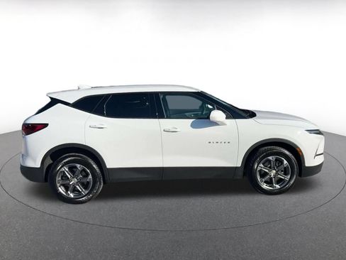Used 2026 Chevrolet Blazer LT AWD/4WD image 15