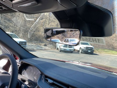 New 2026 Jeep Grand Cherokee L Limited image 18