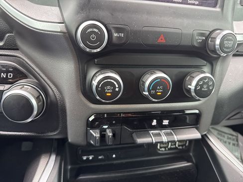 Used 2019 RAM 1500 Big Horn image 15