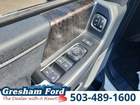Used 2024 Ford F350 Lariat w/ Lariat Ultimate Package AWD/4WD image 20