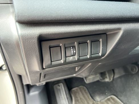 Used 2023 Subaru Outback Premium AWD/4WD image 35