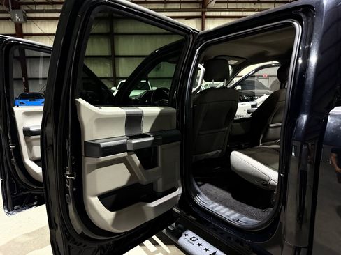 Used 2019 Ford F150 XLT AWD/4WD image 16