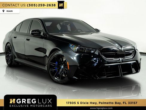Used 2026 BMW M5 w/ Executive Package image 1