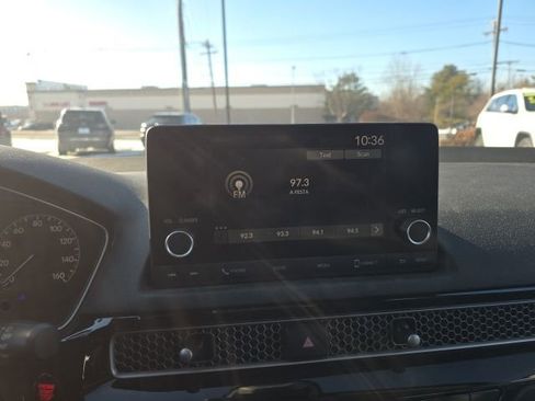 Used 2023 Honda Civic EX-L image 18