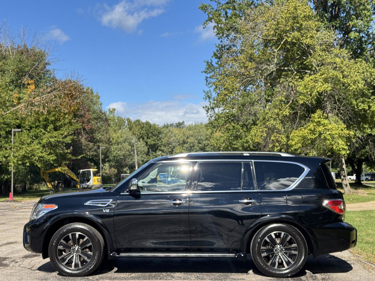Used 2019 Nissan Armada Platinum AWD/4WD image 10