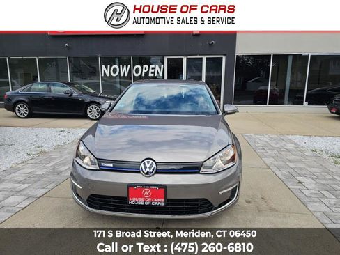 Used 2016 Volkswagen e-Golf SE image 1