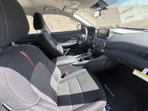 New 2025 Nissan Sentra SR image 28