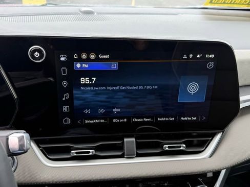 New 2026 Chevrolet Equinox LT w/ Convenience Package II AWD/4WD image 24
