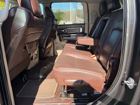 Used 2017 RAM 3500 Laramie Longhorn AWD/4WD image 10