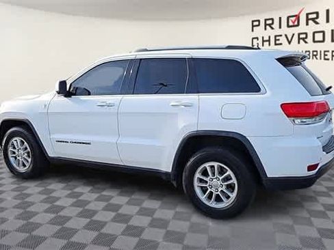 Used 2019 Jeep Grand Cherokee Laredo image 6