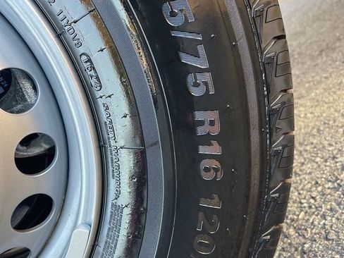 Used 2025 Mercedes-Benz Sprinter 2500 image 27