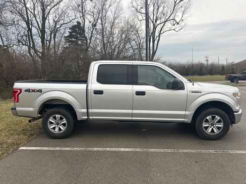 Used 2016 Ford F150 XLT image 15