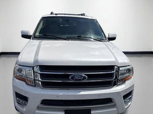Used 2017 Ford Expedition EL Limited w/ Equipment Group 301A AWD/4WD image 2