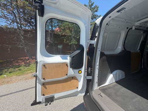 Used 2020 Ford Transit Connect XL FWD image 10