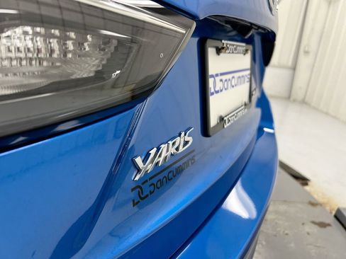 Used 2019 Toyota Yaris XLE FWD image 25