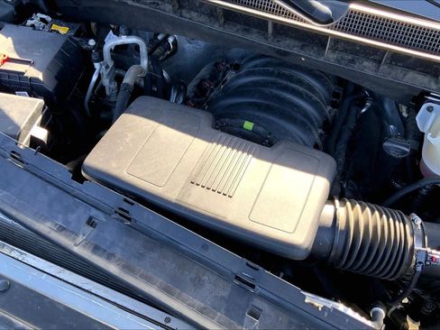 Used 2024 Chevrolet Silverado 1500 LT RWD image 33