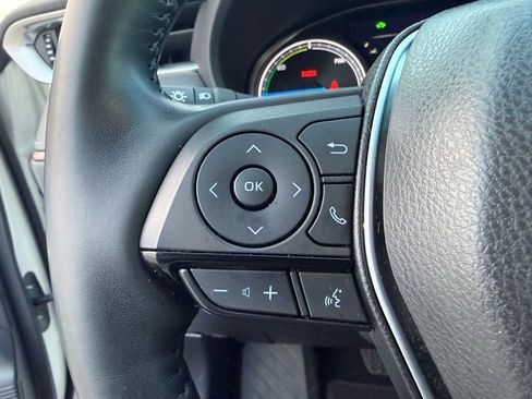 Used 2022 Toyota Venza Limited image 21