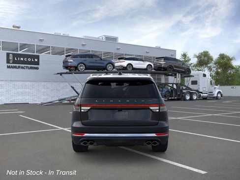 New 2026 Lincoln Aviator Reserve image 5