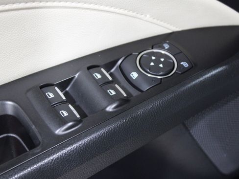 Used 2018 Ford Fusion Titanium image 7