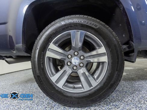 Used 2018 Chevrolet Colorado Z71 w/ Centennial Edition AWD/4WD image 47