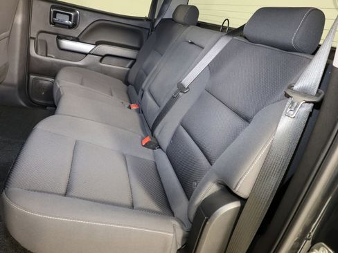 Used 2018 Chevrolet Silverado 1500 LT w/ All Star Edition AWD/4WD image 9