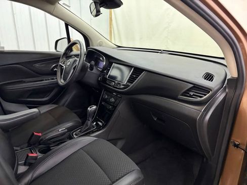 Used 2017 Buick Encore Preferred AWD/4WD image 24