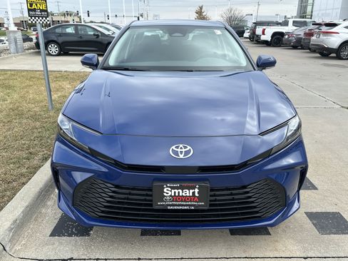 New 2026 Toyota Camry LE w/ Convenience Package image 2