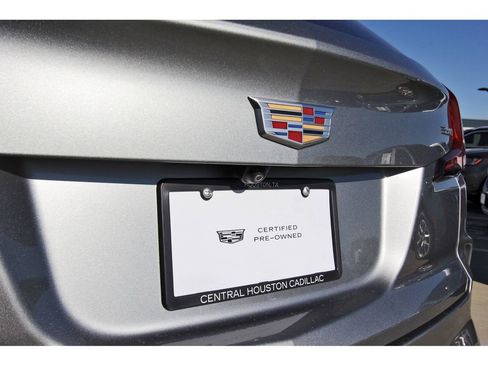 Certified 2024 Cadillac XT4 Premium Luxury image 31