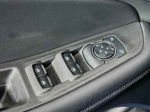 Used 2024 Ford Edge SE w/ Black Appearance Package AWD/4WD image 15