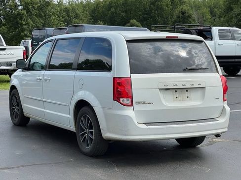 Used 2017 Dodge Grand Caravan GT FWD image 14