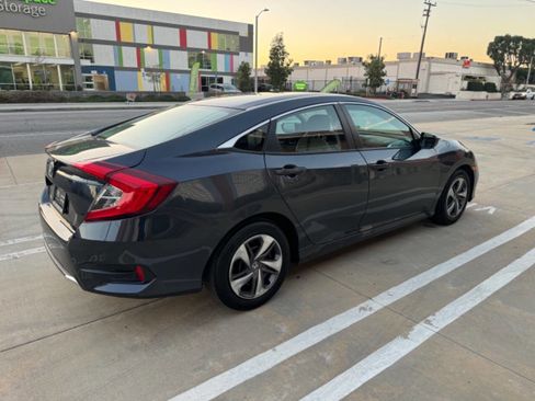 Used 2021 Honda Civic LX image 4