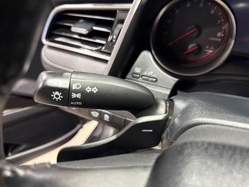 Used 2023 Toyota Camry XSE FWD image 79