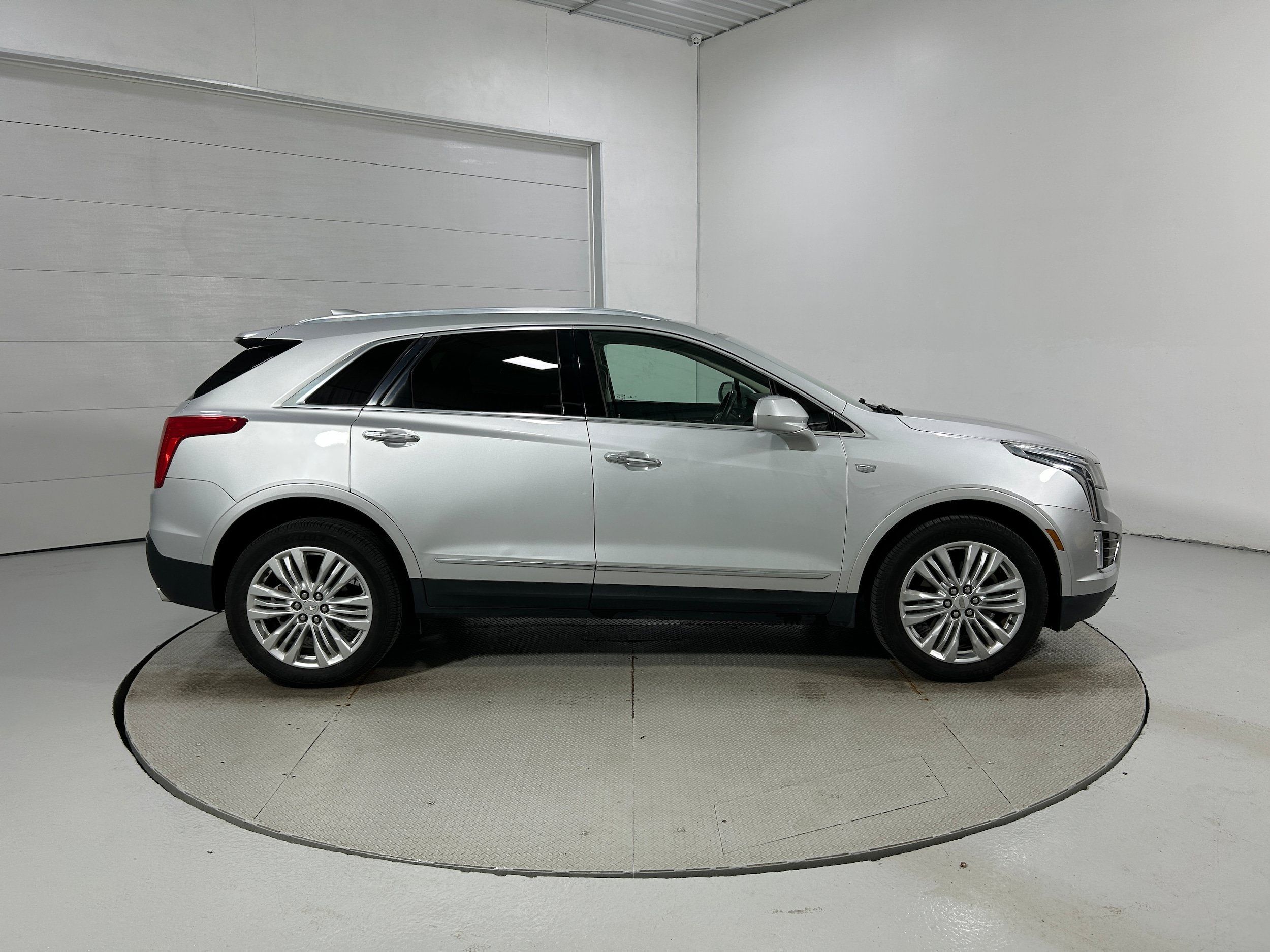 Used 2018 Cadillac XT5 Premium Luxury AWD/4WD image 39