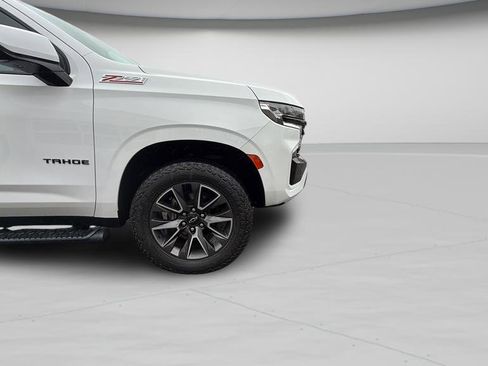 Used 2022 Chevrolet Tahoe Z71 w/ Luxury Package AWD/4WD image 34